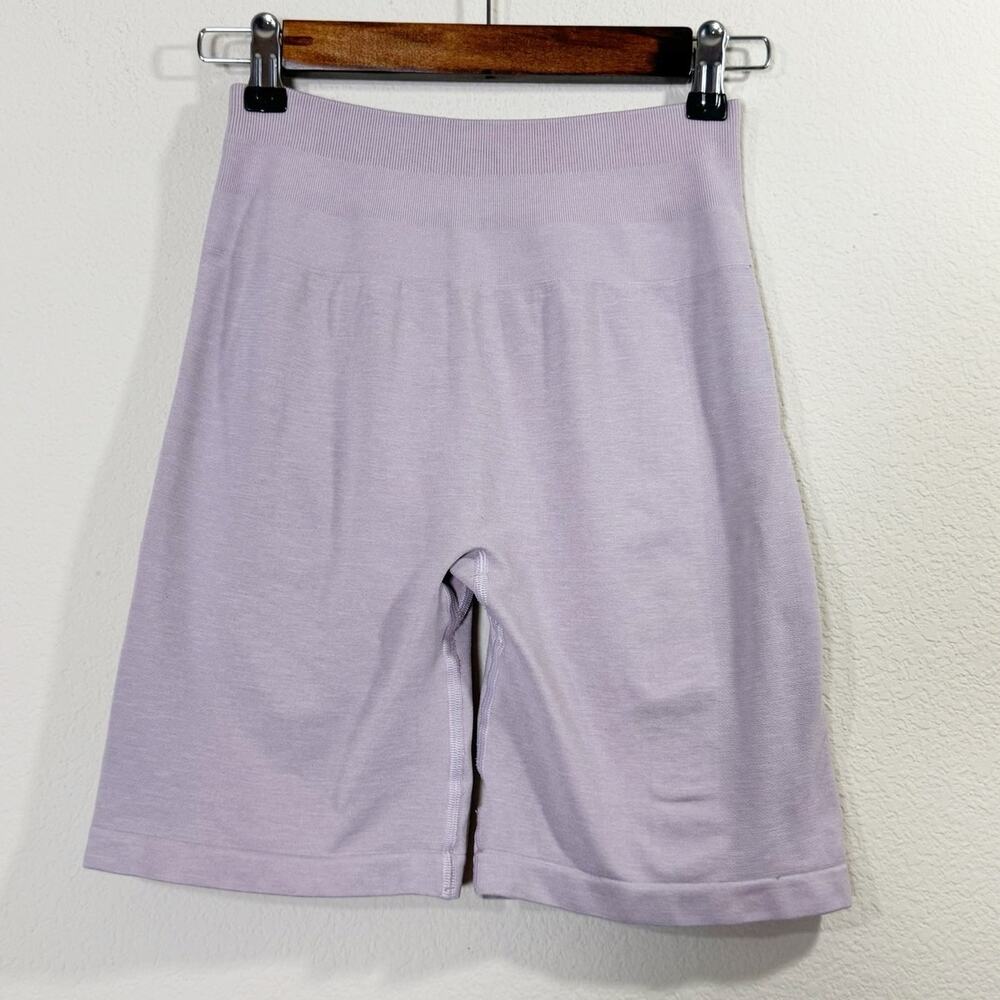 alphalete | amplify 7.5" inseam purple women's athletic biker shorts sz S